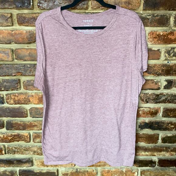 Torrid Sassafras Everyday Crew Signature Jersey Classic Fit Tee Womens Size 2/2X - Picture 2 of 8